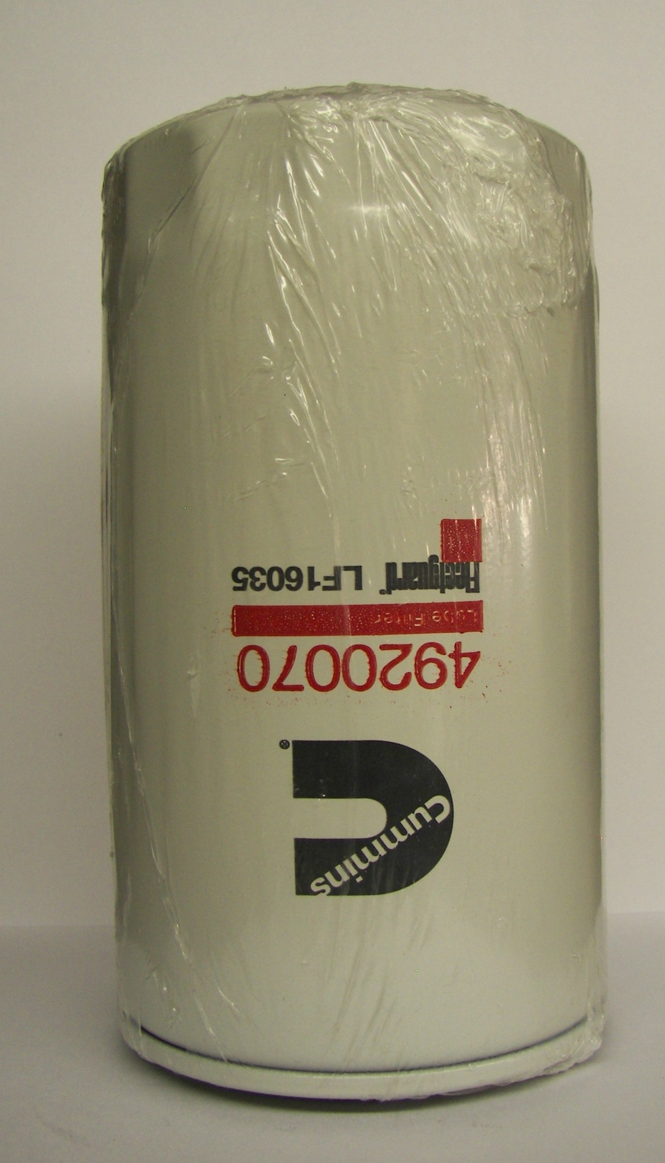 thumbnail interactive-video image 1 of Fleetguard LF16035 Oil Filter – Heavy-Duty Spin-On 1 of 2